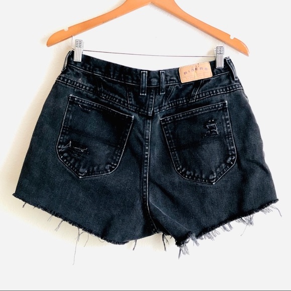 Vintage Black Jean Shorts - Picture 2 of 7